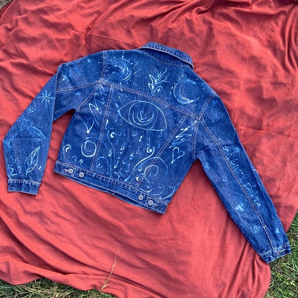 Groovy True Blue vintage Denim jacket upcycled - Picture 3 of 14